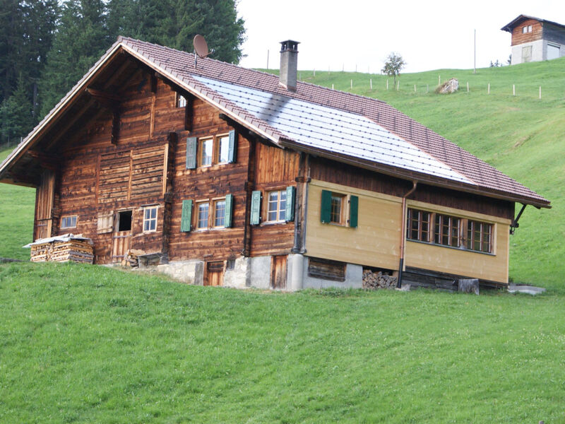 Heuzündli Ferienhaus, Dusche, WC, 3 Schlafräume 4-Zimmer-Ferienhaus