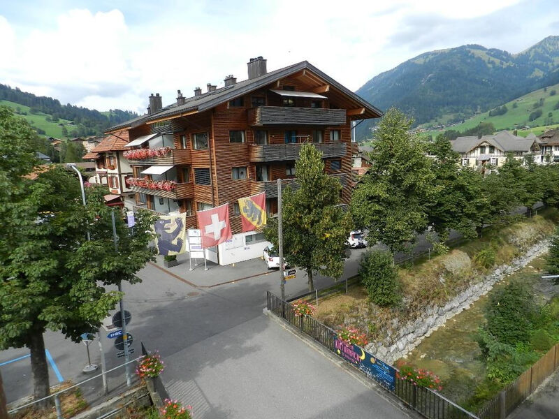 Simme-Tröimli Appartement/Fewo, Dusche, WC 4-Bettwohnung