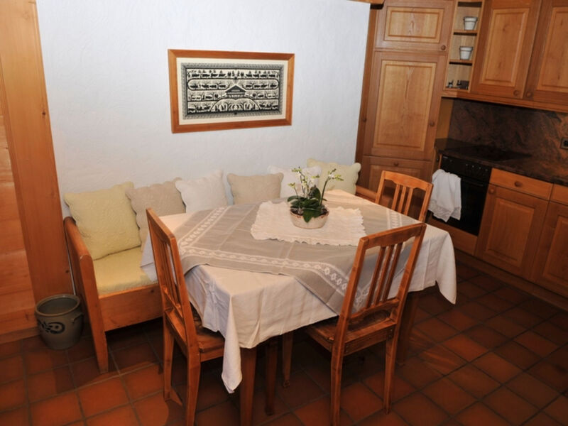 Chalet Nyati, (Gstaad),