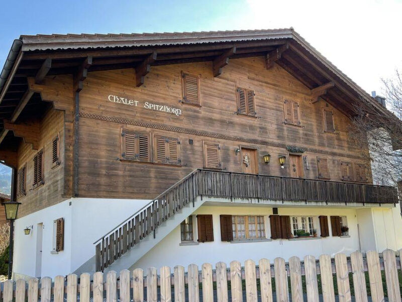Spitzhorn Nr. 1 Appartement/Fewo, Dusche, WC, 2 Schlafräume 4-Bettwohnung