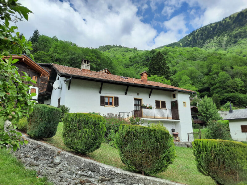 Casa Töira