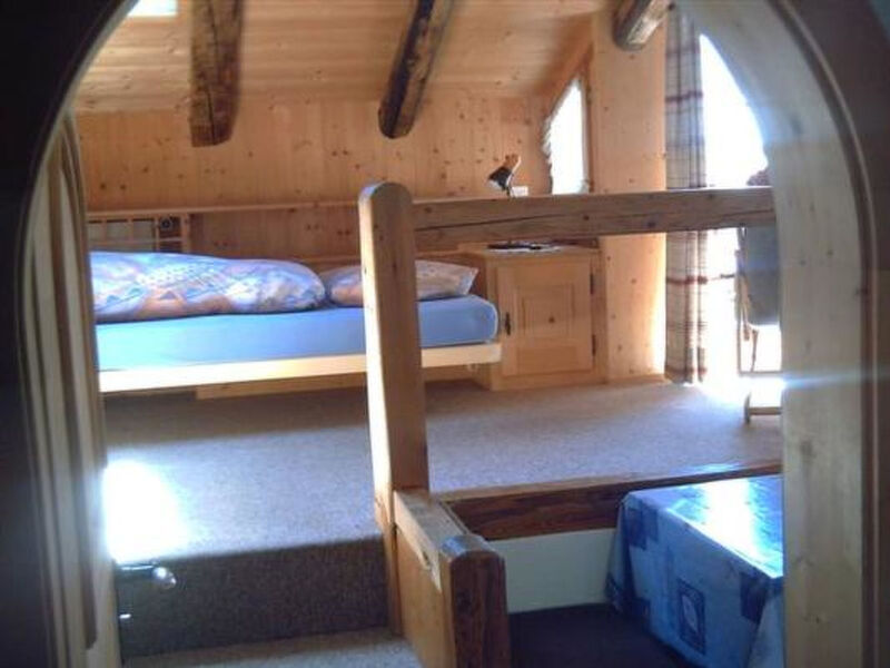 Ferienwohnungen Chasa Valär, (Scuol)