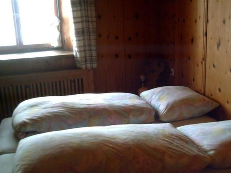 Ferienwohnungen Chasa Valär, (Scuol)