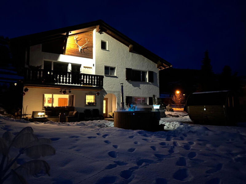 Berg-Bijou Scuol, (Scuol)