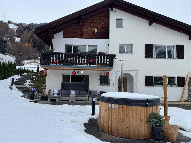 Berg-Bijou Scuol, (Scuol)