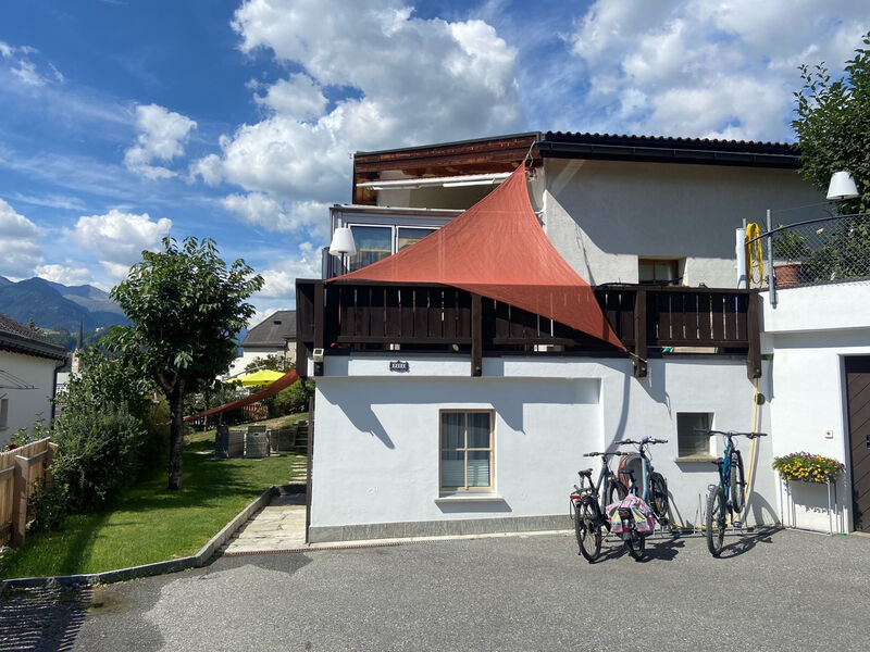 Chasa Bazzi, (Scuol)