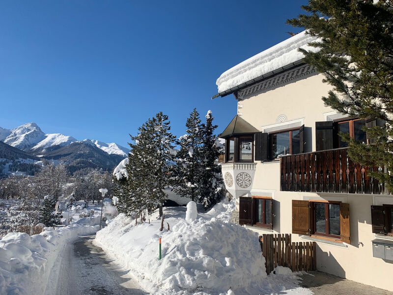Chasa Tusa, (Scuol)