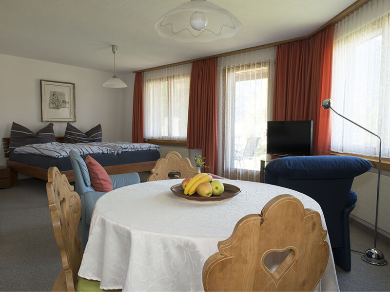 Chasa Bainvgnü, (Scuol)