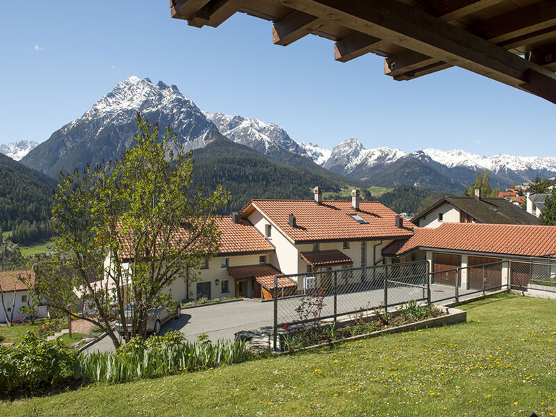 Chasa Bainvgnü, (Scuol)