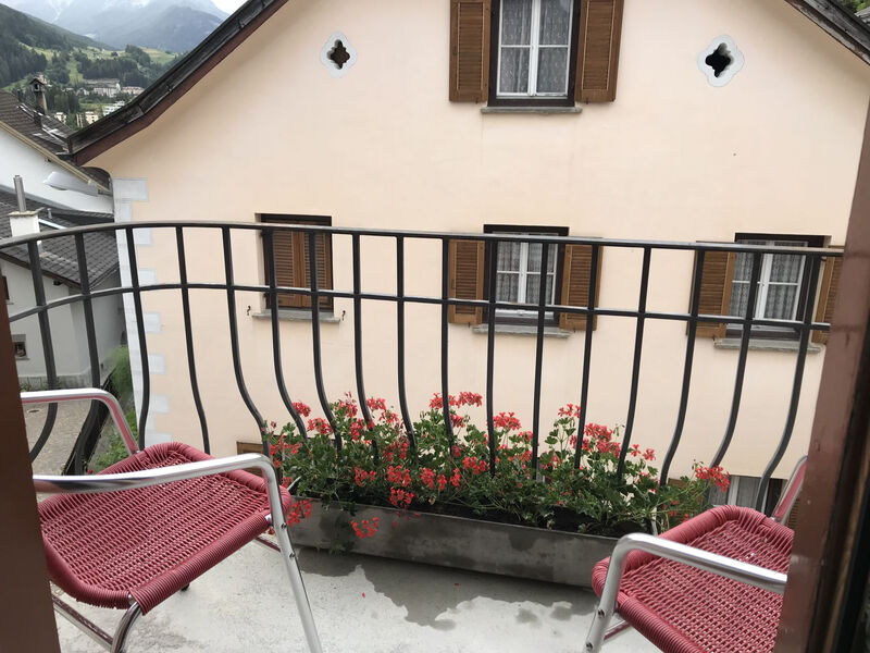 Ferienwohnungen Chasa Valär, (Scuol)