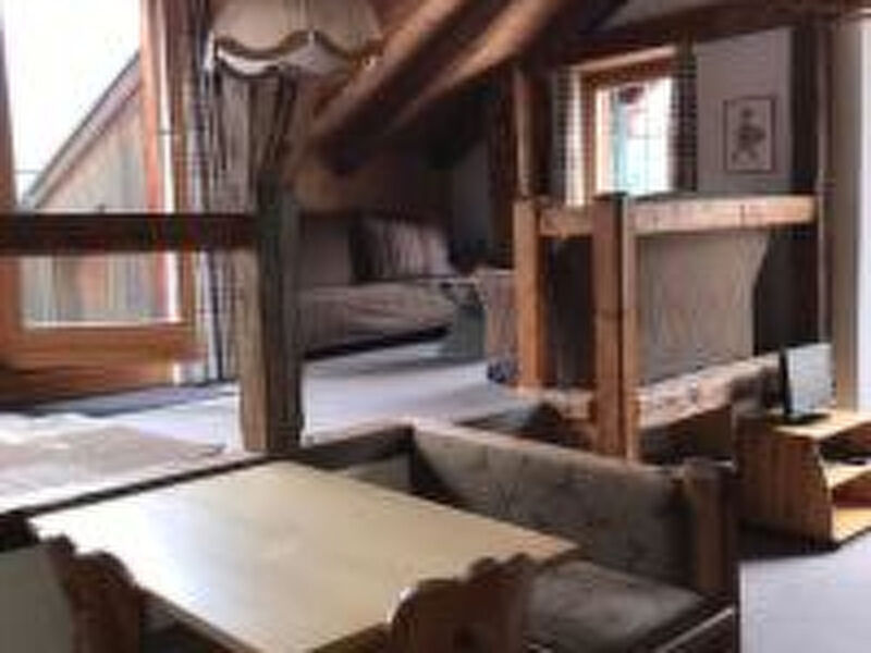 Ferienwohnungen Chasa Valär, (Scuol)
