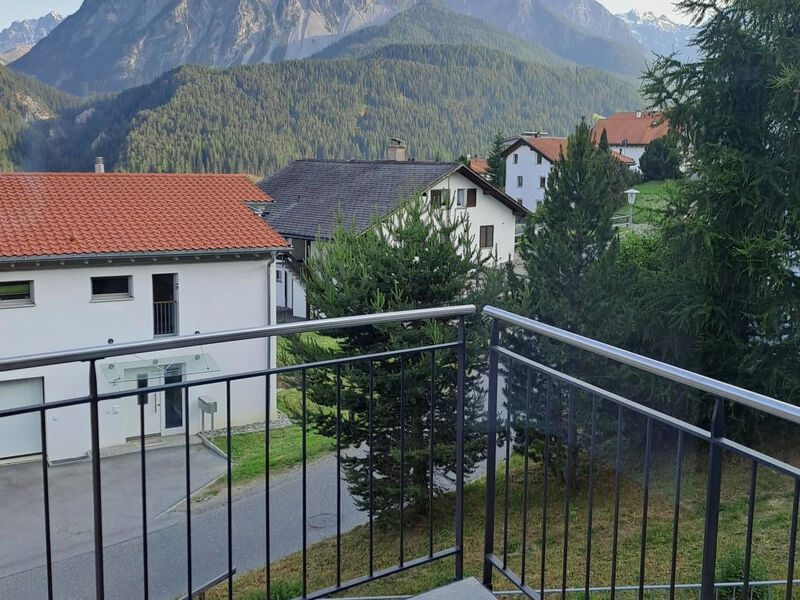Chasa Azura, (Scuol)