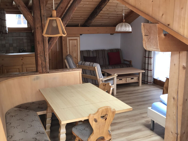 Ferienwohnungen Chasa Valär, (Scuol)