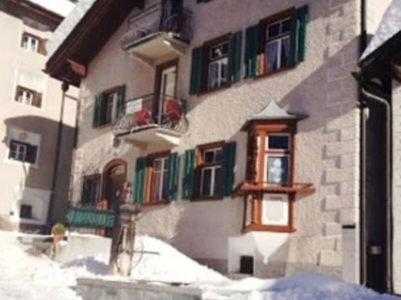 Ferienwohnungen Chasa Valär, (Scuol)