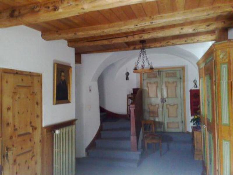 Ferienwohnungen Chasa Valär, (Scuol)