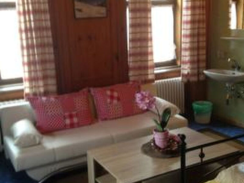 Ferienwohnungen Chasa Valär, (Scuol)