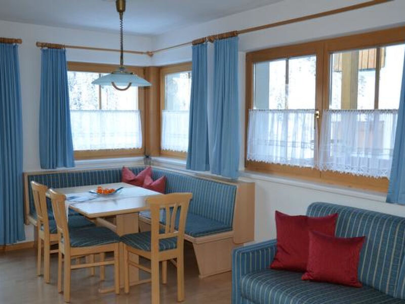 Dům Helvetia, (Samnaun-Compatsch)