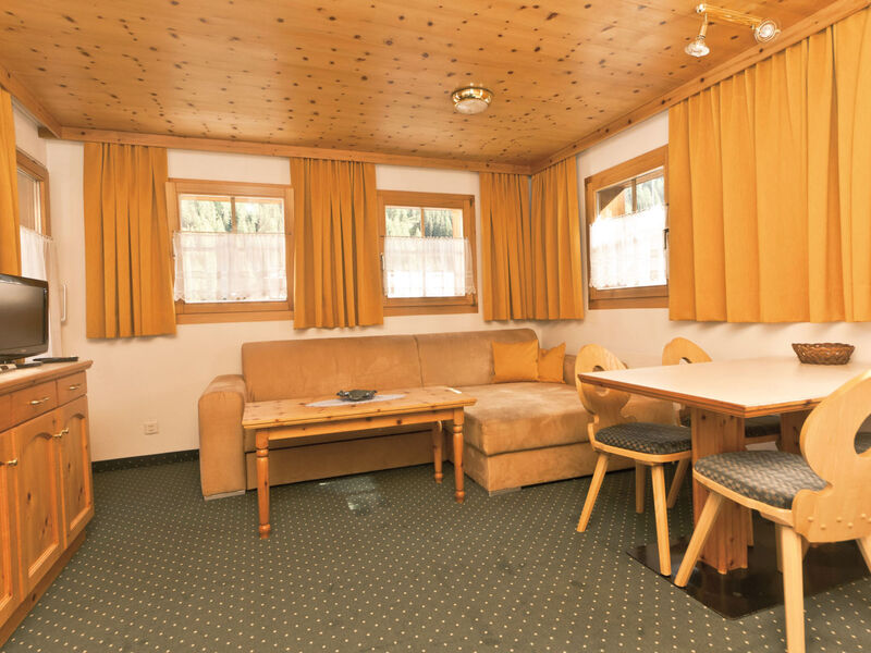 Appartements Lärchenhof, (Samnaun-Compatsch)