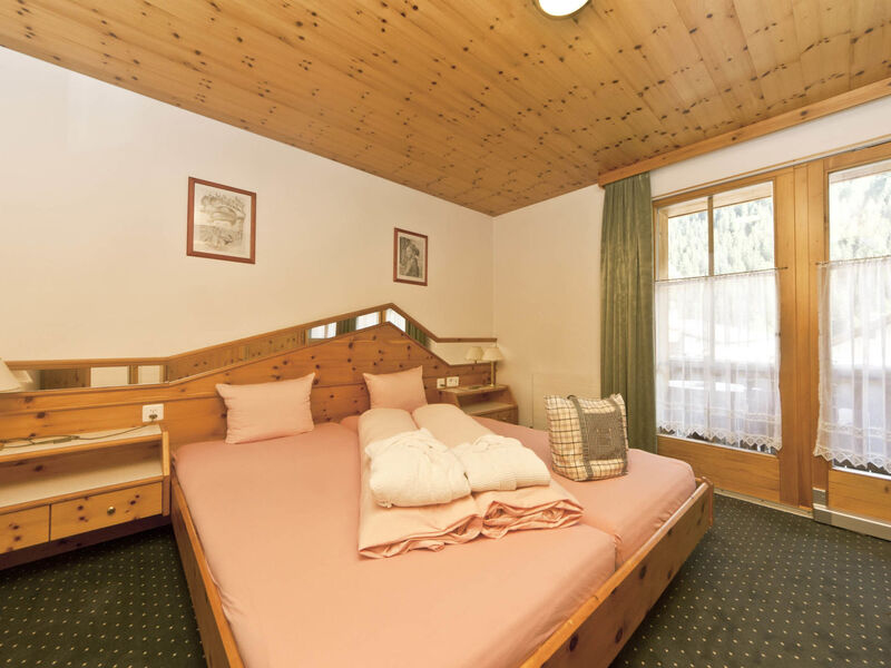 Appartements Lärchenhof, (Samnaun-Compatsch)