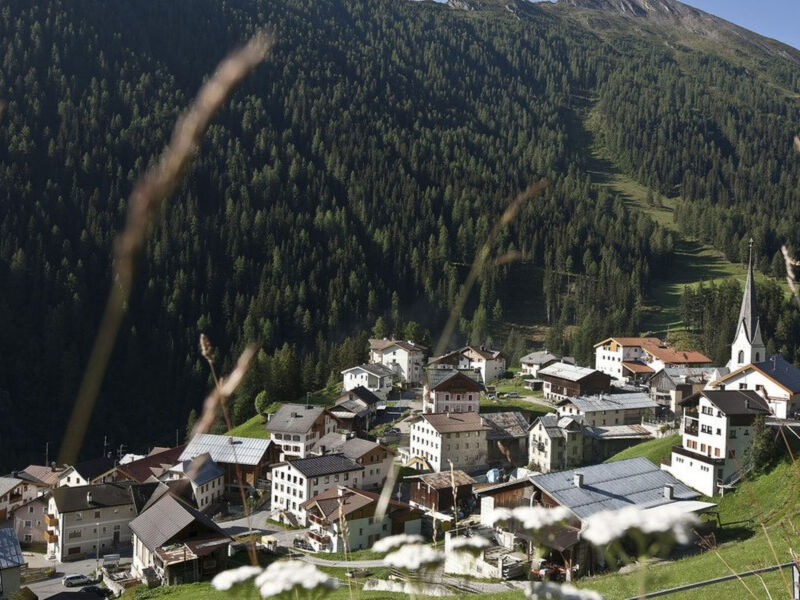 Appartements Lärchenhof, (Samnaun-Compatsch)