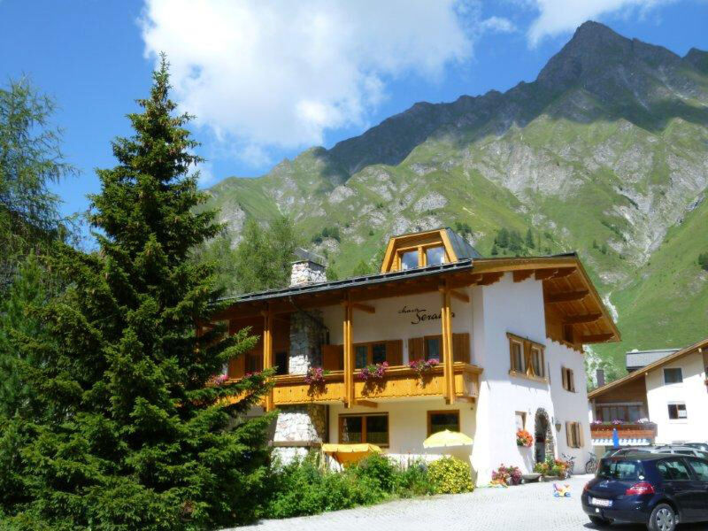 Chasa SERAINA, (Samnaun-Dorf)