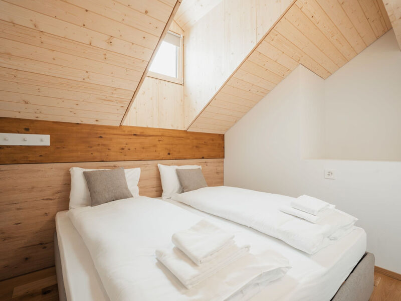 Alpine Apartments, (San Bernardino),