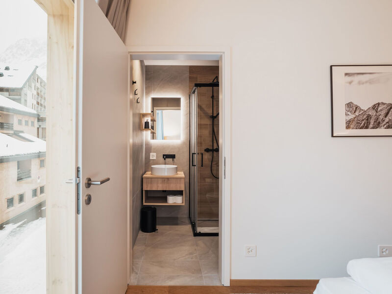 Alpine Apartments, (San Bernardino),