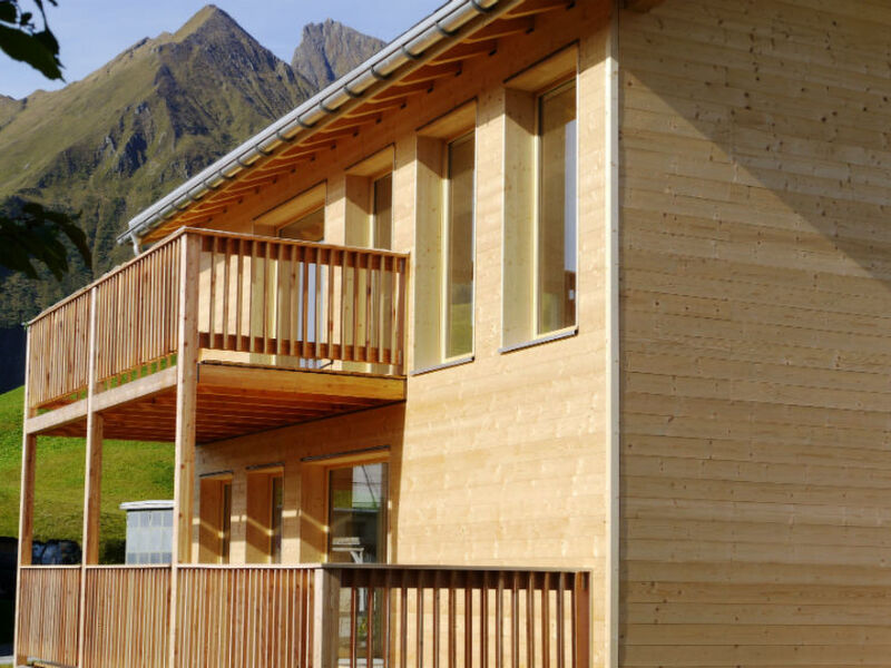 Ferienhaus Charme by biobuchli, Tenna, (Tenna), 06003B