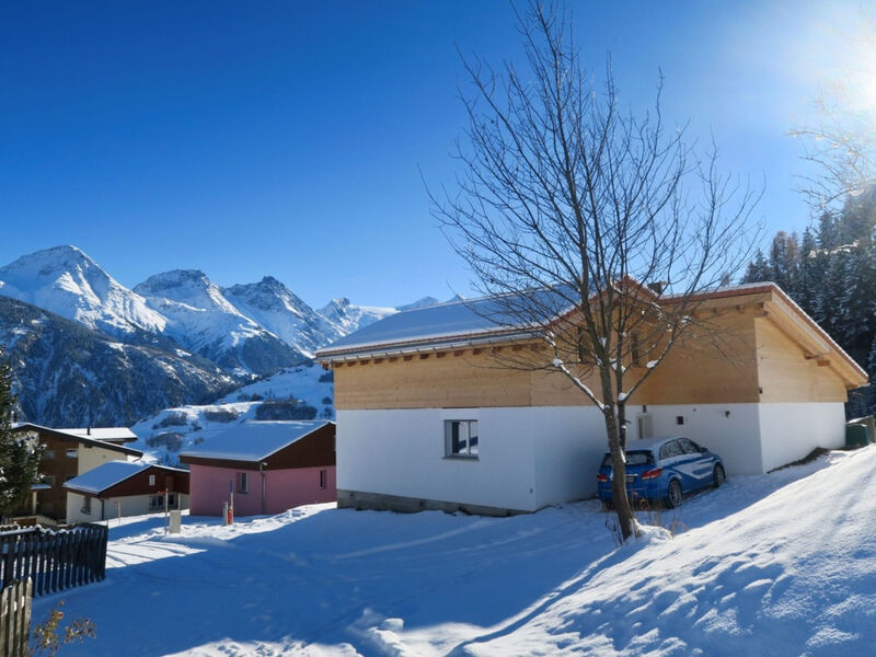 Casa Segnas/Lindt, (Segnas), 1107