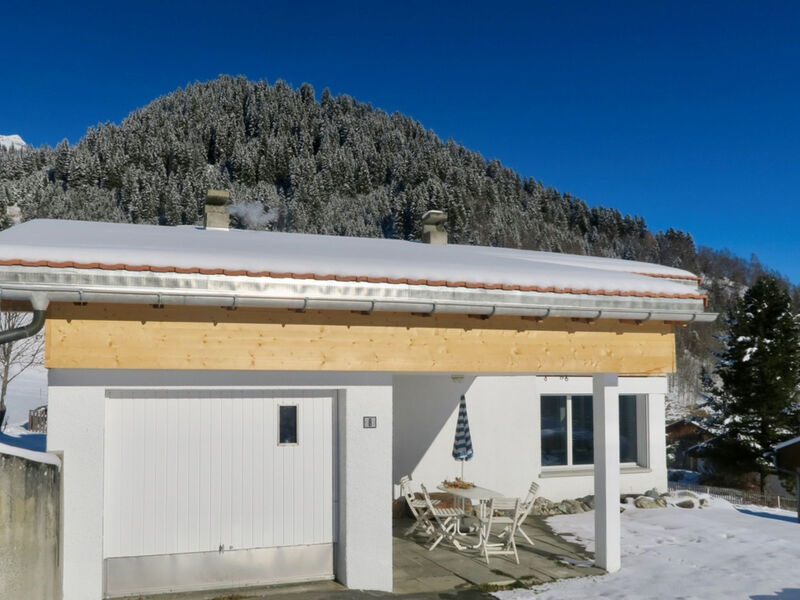 Casa Segnas/Lindt, (Segnas), 1107
