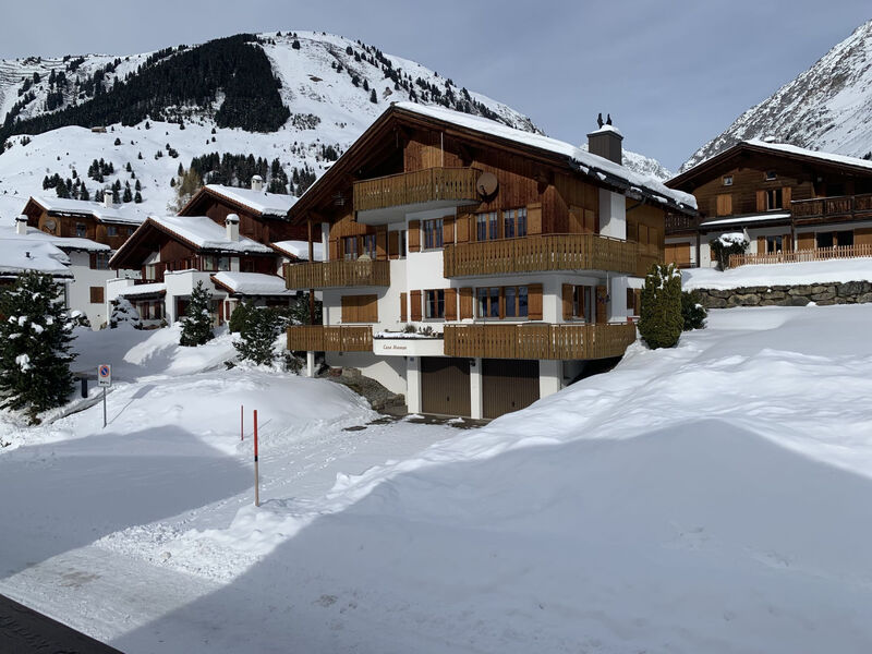 Casa Muraun Milesi Hodel, (Sedrun), 242.01