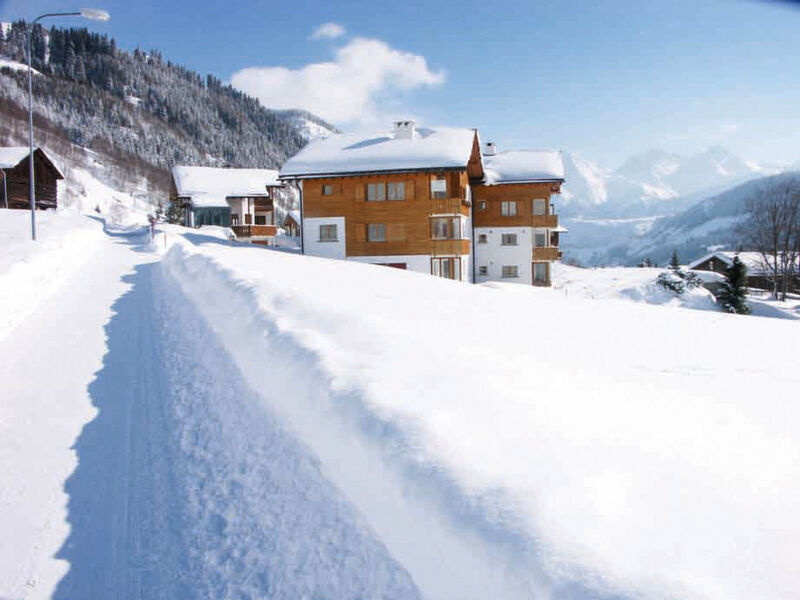 Tgèsa Garnetsch No. 1 Young, (Sedrun), 170.01