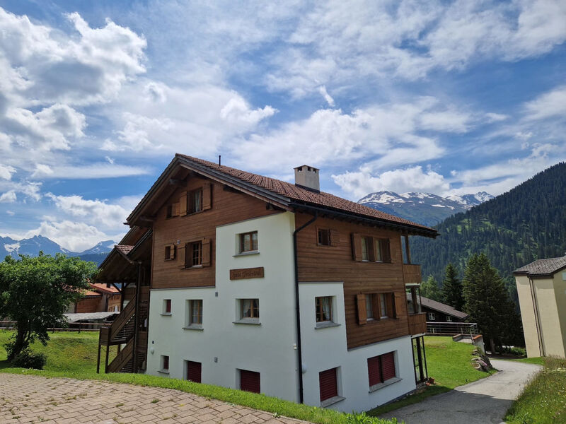 Tgèsa Garnetsch Zeller, (Sedrun), 170.03