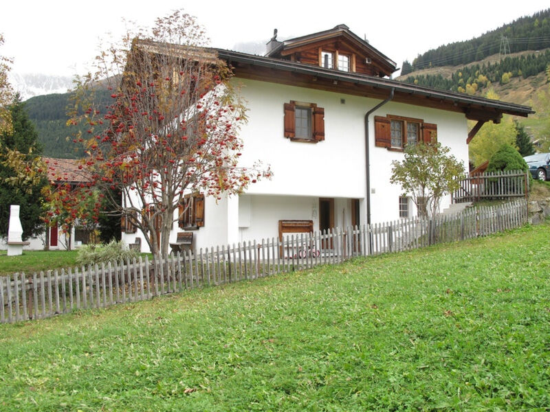 Casa Posta Berther-Roth, (Rueras/Sedrun), 663.01