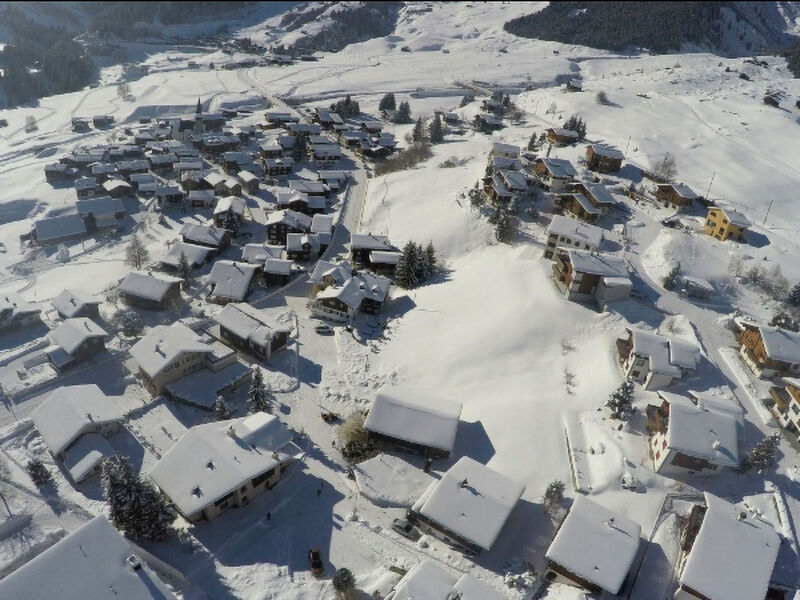 Casa Gion Giusep Cavegn, (Rueras Sedrun), 703.01