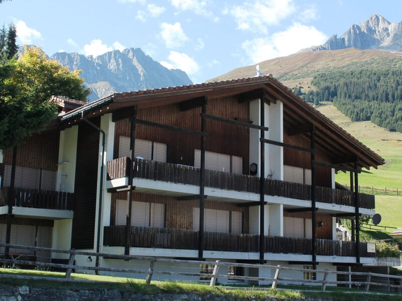 Casa Ucliva Cadloni-Tulip, (Rueras/Sedrun).