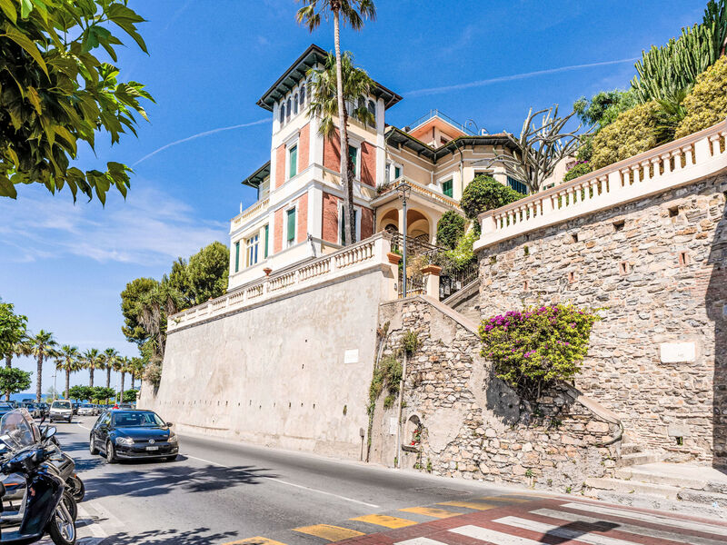 Vila Cristina