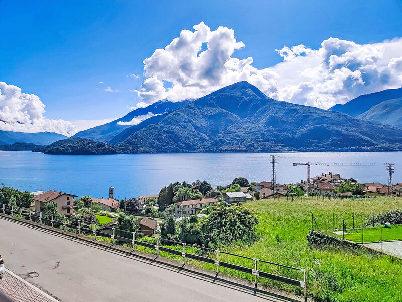 Riflessi del Lario