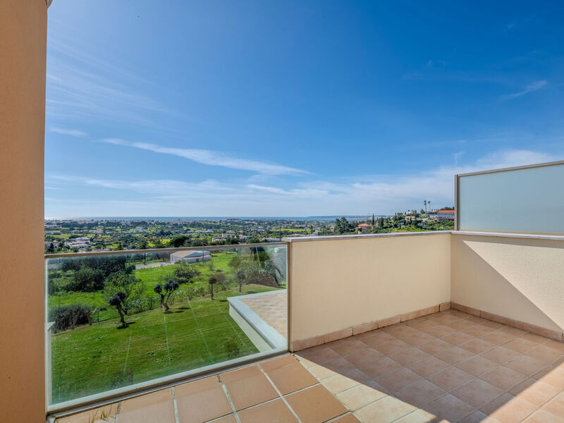 Colina View