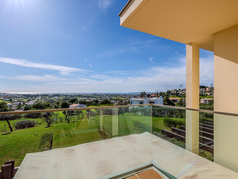 Colina View