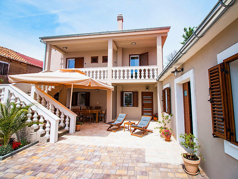 Villa Lukica