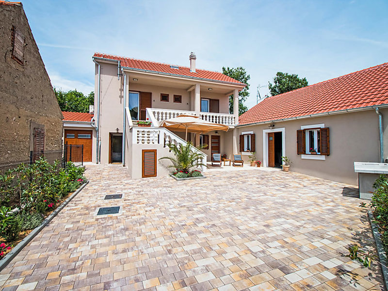 Villa Lukica