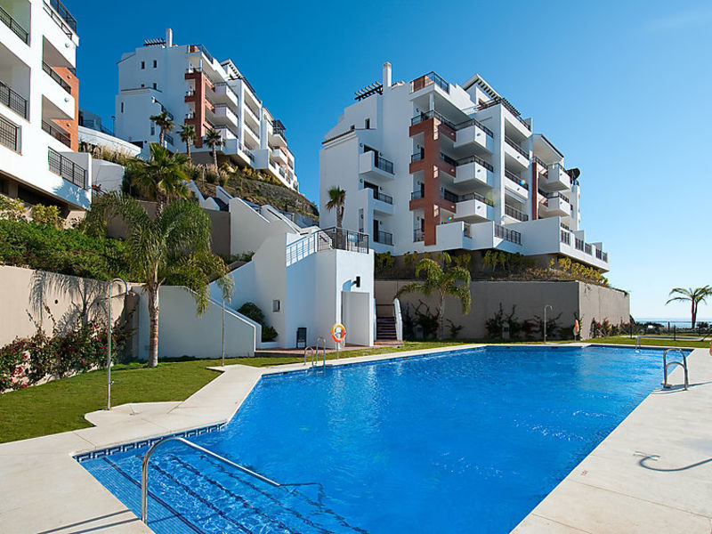 Amazing 3 Bedrooms Front Sea View.