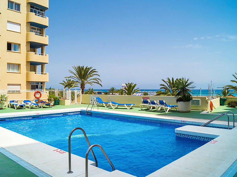 In 4****Resort Frontbeach Apartment