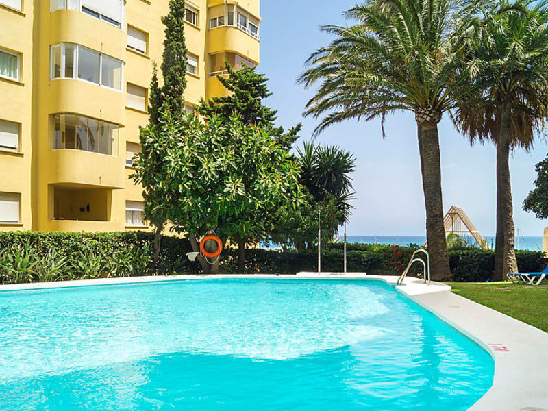 In 4****Resort Frontbeach Apartment