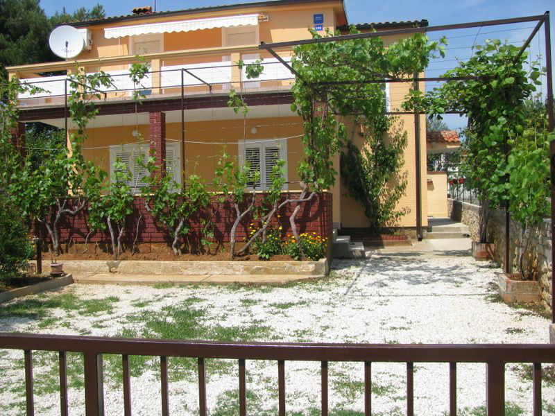 Apartmány Tajana