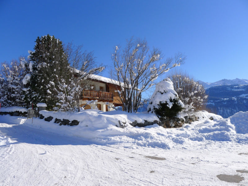 Casa Chistiala Dadens