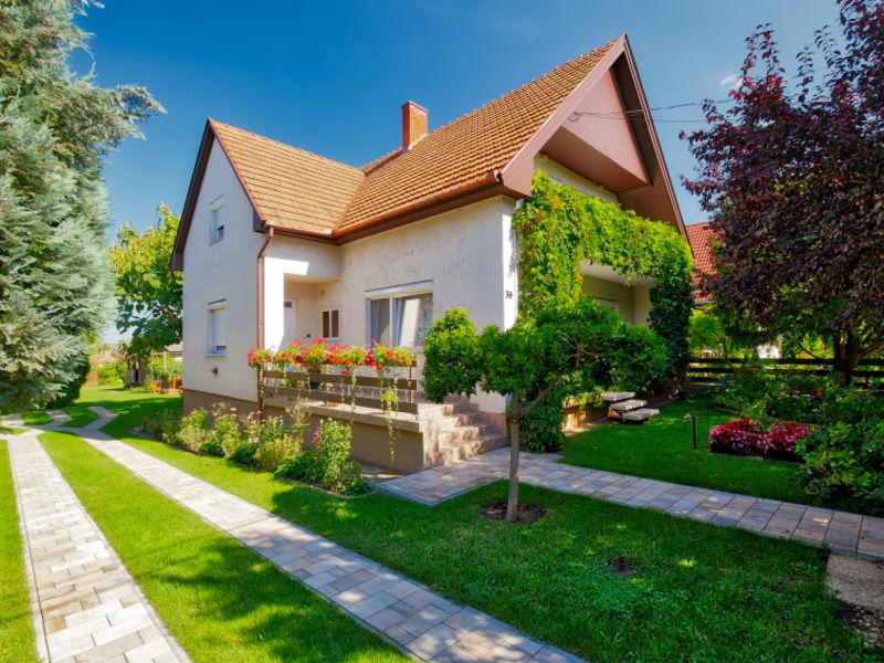 Balaton A2092