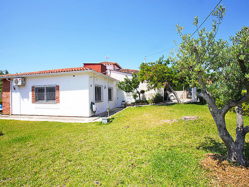 Urb Bellamar, Bruc