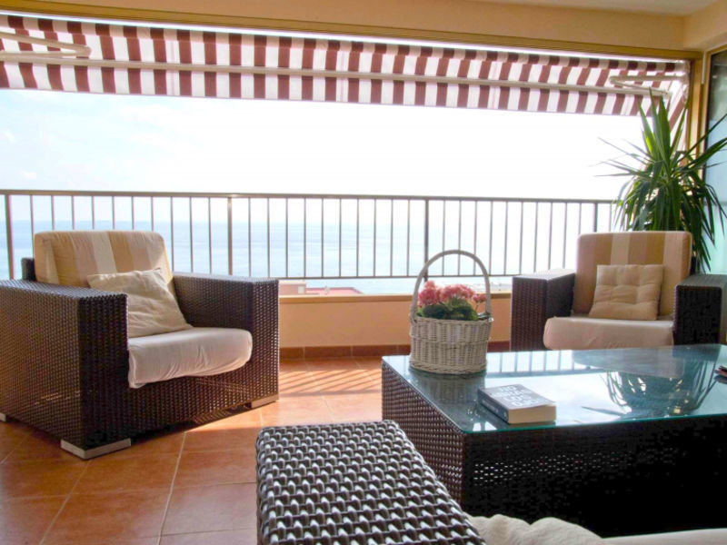 Beach & Pool